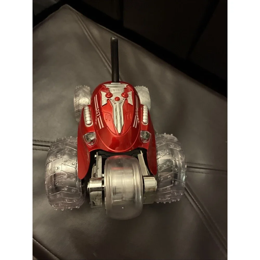 Sharper Image 360 Degree Spinning RC Car Red Thunder Tumbler Remote Control